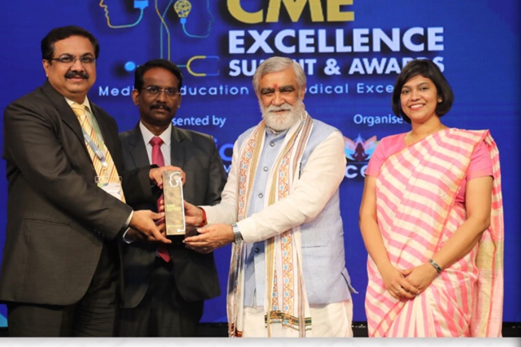 Neuro Trauma Unit award 3 | Ruby Hall Clinic